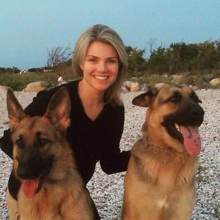 Heather Nauert with her pet dogs